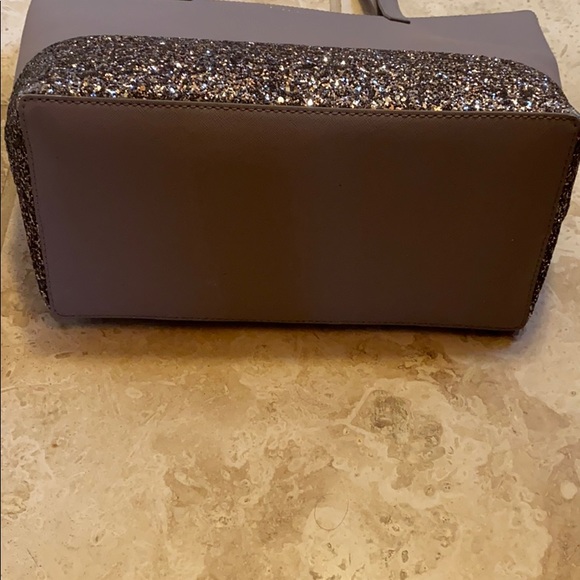 Penny Greta Court large tote in color city scape - Picture 4 of 6